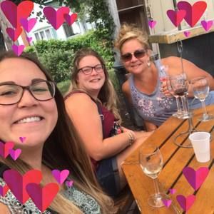 Meet your Posher, Stacy